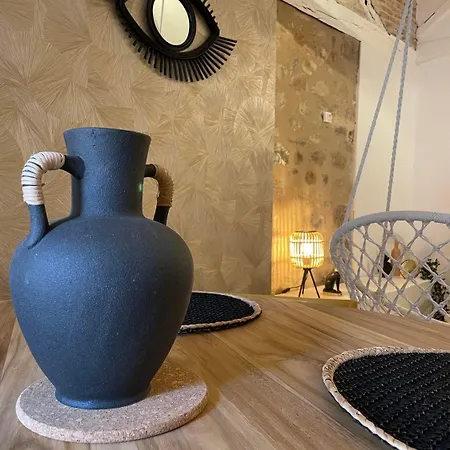 Sous L Oeil D Horus, De Charme Apartment *