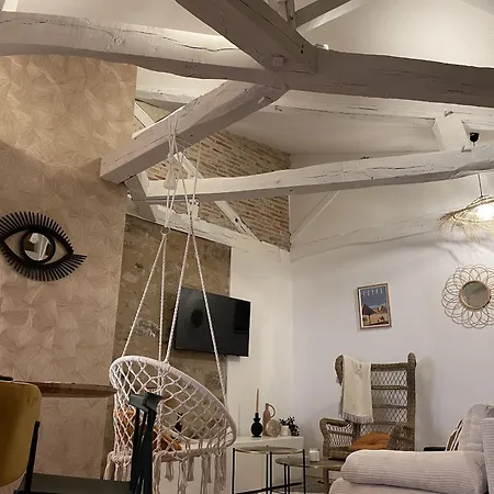Sous L Oeil D Horus, De Charme Apartment *
