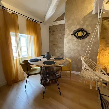 Appartamento Sous L Oeil D Horus, De Charme *